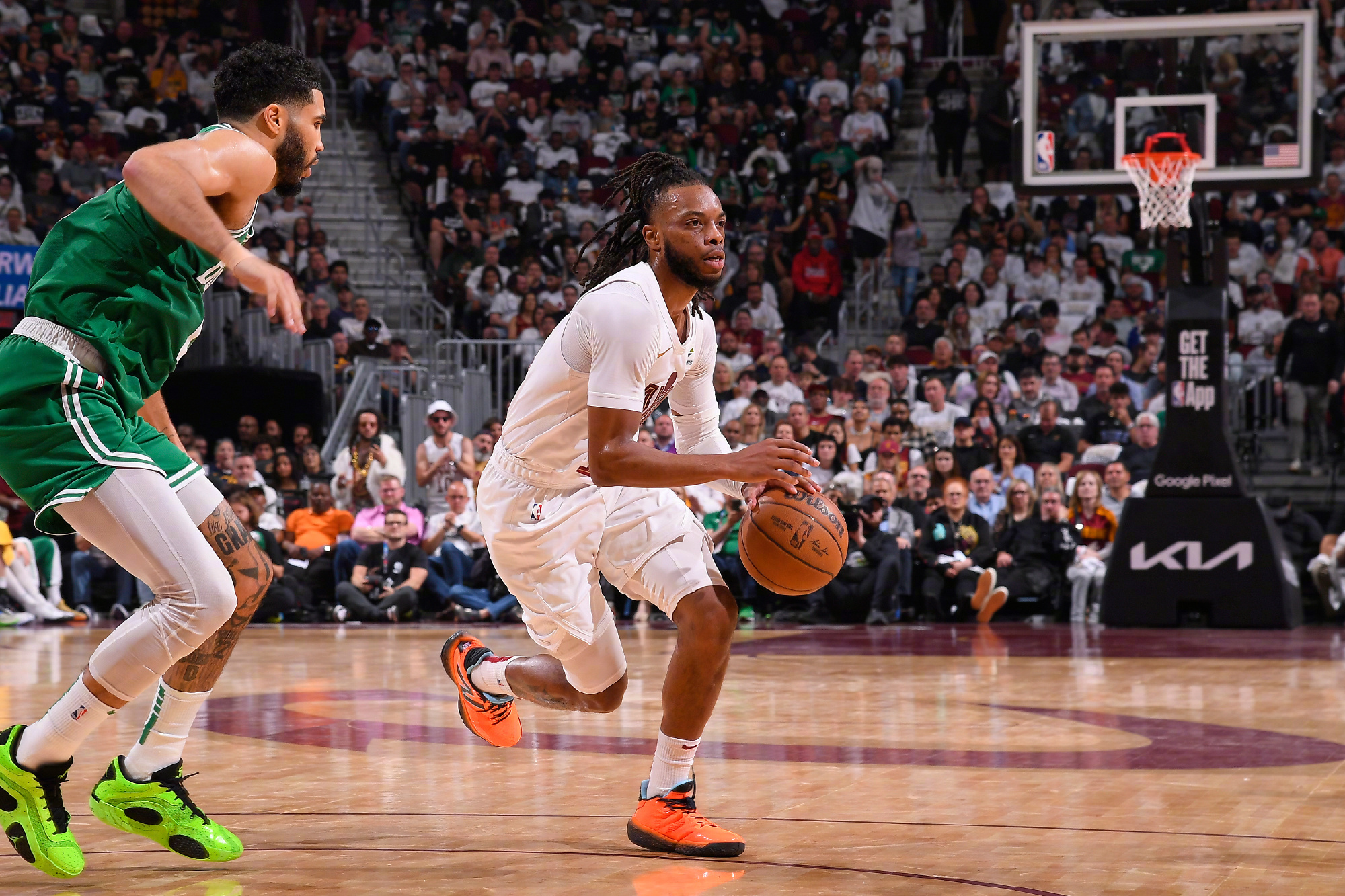 爱游戏体育下载赛地聚焦：NBA常规赛今夜热度飙升；托特纳姆止住颓势；底气十足；控场能力受关注的简单介绍