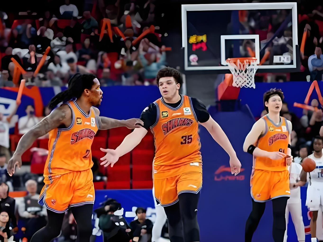 爱游戏网页版关于窗口期突围战来临，犹他爵士围绕NBA常规赛豪取连胜，引发热议，阵容厚度经受考验的信息